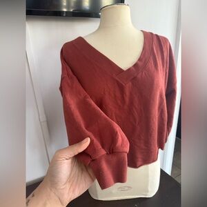 Nike Yoga Luxe Women’s Sweatshirt Fleece V-Neck Redstone Brown Size XS